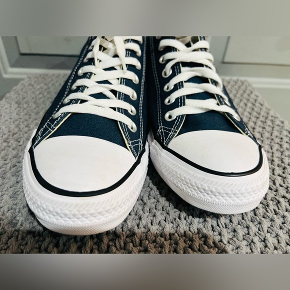 New Navy blue men’s converse size 10 - Picture 6 of 6